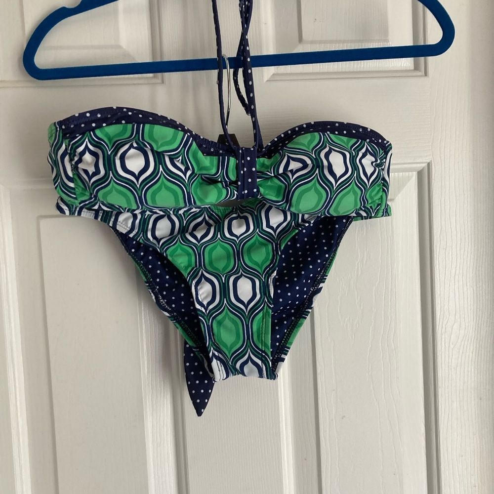 Vibrant Green and Navy Patterned Bikini